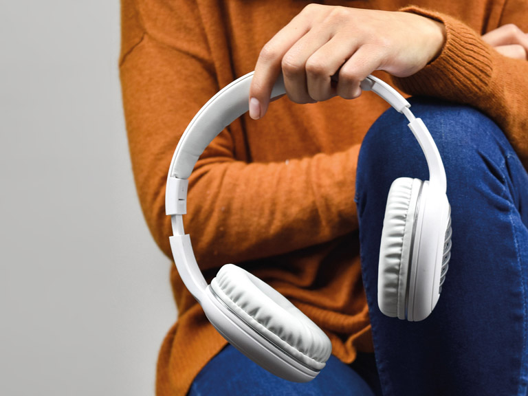 Audífonos Bluetooth Bt031 Blanco