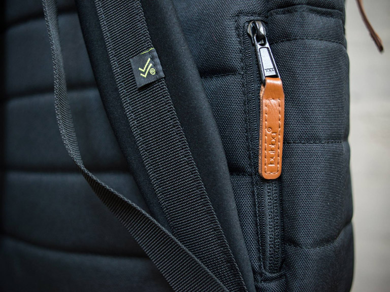 Mochila Montreal Fancy Black Mini