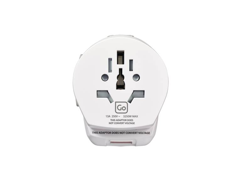 Adaptador Enchufe Universal con Tierra