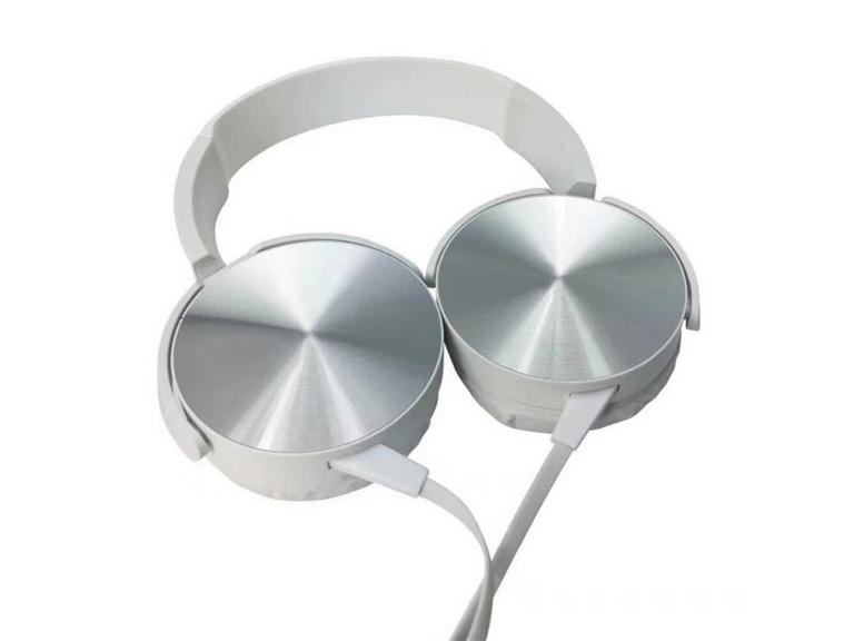 Audífonos Extra Bass Micrófono 3.5 MM Plug Estéreo Blanco