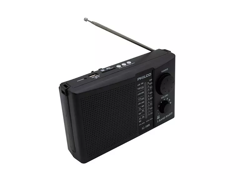 Radio portátil Philco recargable o pilas